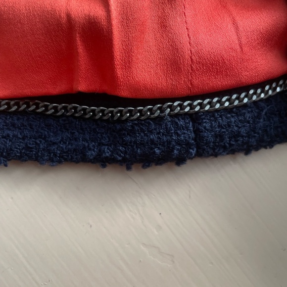 CHANEL boucle jacket from thee 1977 Karl Lagerfield fall collection. - Picture 9 of 9